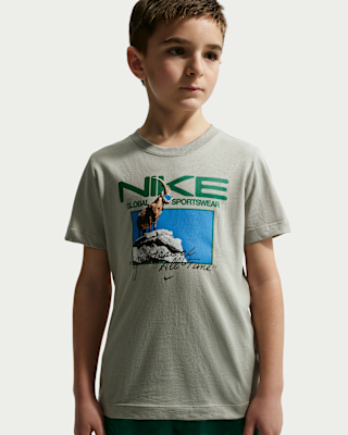 Nike Sportswear Big Kids' T-Shirt. Nike.com